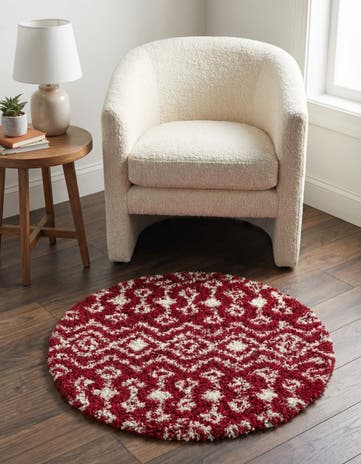 Burgundy Red Moroccan Trellis Shag Round Rug