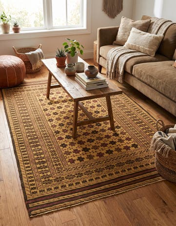 3' 10 x 6' 5 Hand Knotted Sumak Wool Rug