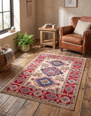 2' 8 x 4' Hand Knotted Kazak Rug