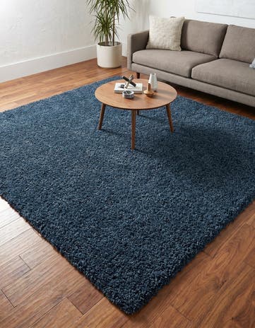 7' 10 x 7' 10 Zermatt Shag Square Rug