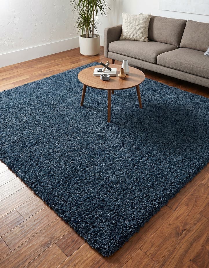 7' 10 x 7' 10 Zermatt Shag Square Rug