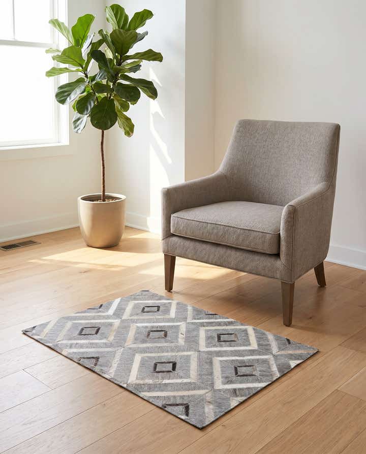 2' x 3' Cowhide Leather Rug
