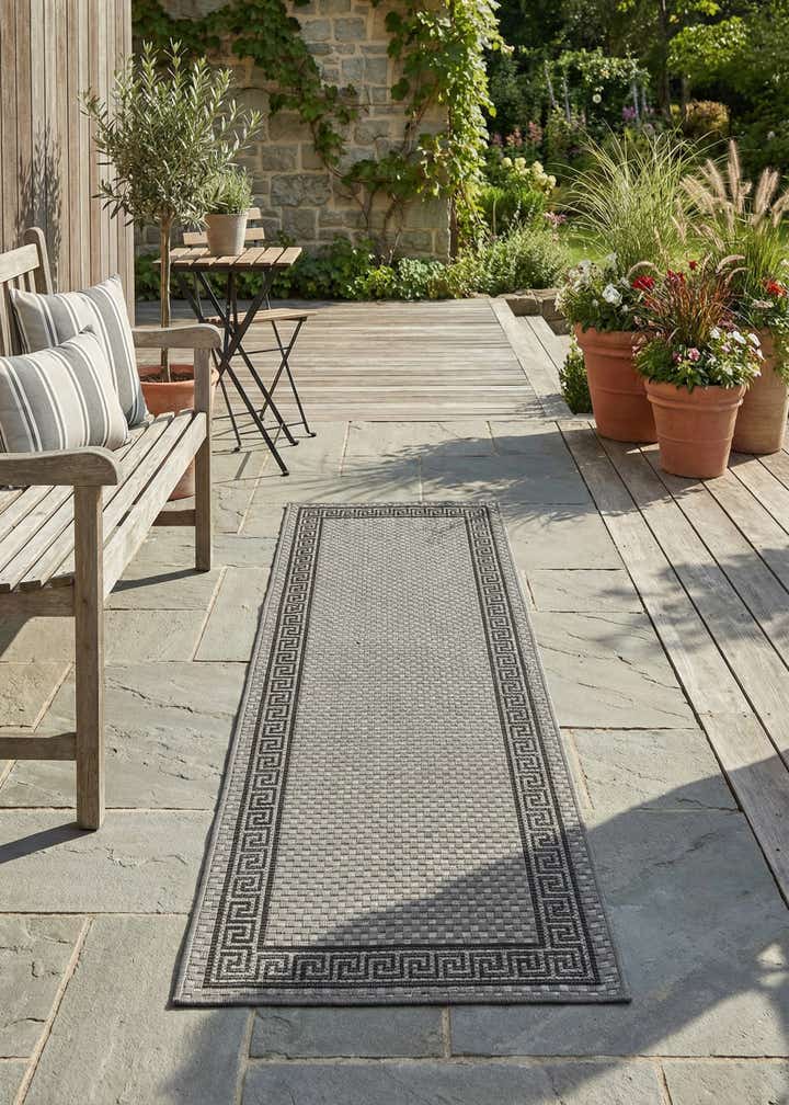 2' x 6' Easy-Clean Border Indoor / Outdoor Runner Rug