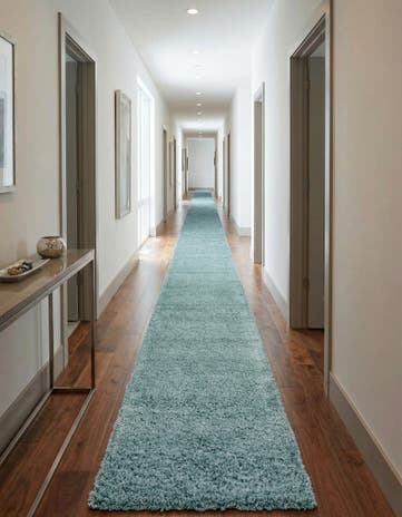 2' 7 x 19' 8 Solid Shag Runner Rug