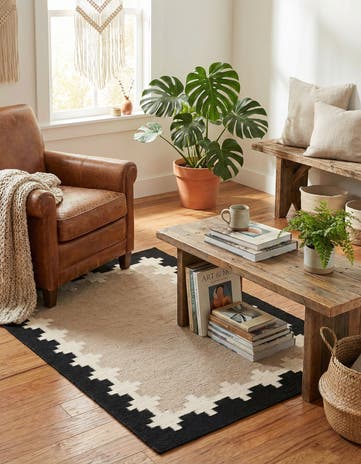 3' 1 x 5' 1 Hand Woven Kilim Wool Rug