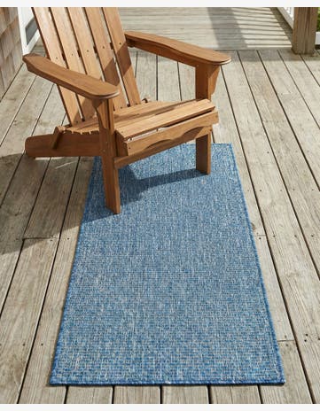 2' x 4' Easy-Clean Solid Indoor / Outdoor Runner Rug