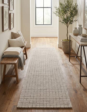 Cashmere Beige Heritage Line Wool Runner Rug