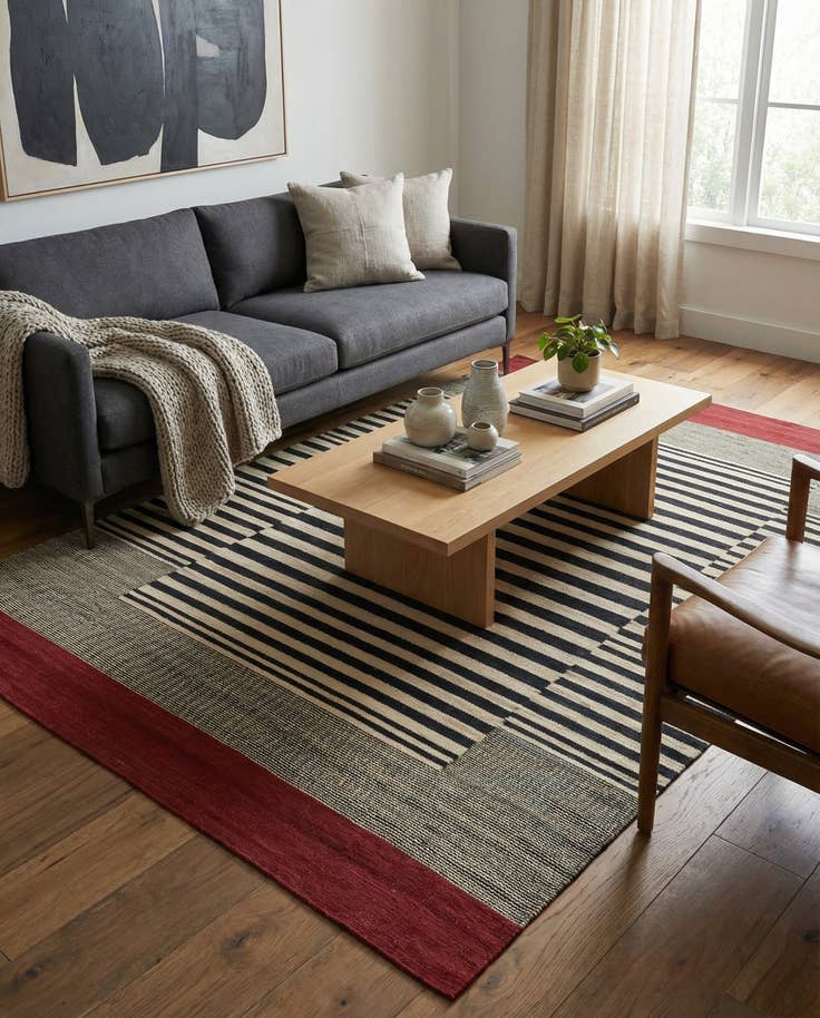 Detail image of 4' 3 x 5' 9 Hand Woven Kilim Modern Wool Rug