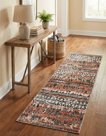 2' 2 x 6' Leipzig Runner Rug