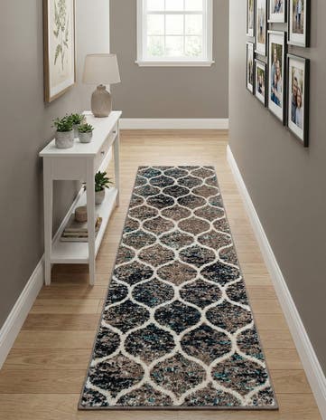 2' x 6' Lattice Frieze Runner Rug