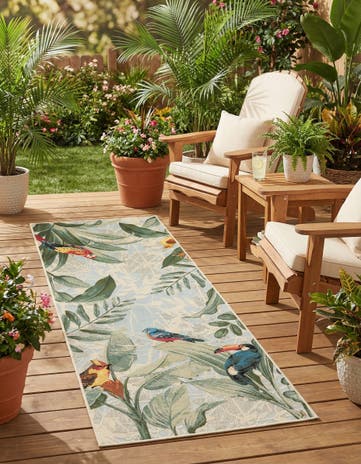 2' 7 x 7' Easy-Clean Botanical Indoor / Outdoor Runner Rug
