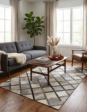 4' 1 x 6' 3 Cowhide Stocks Rug