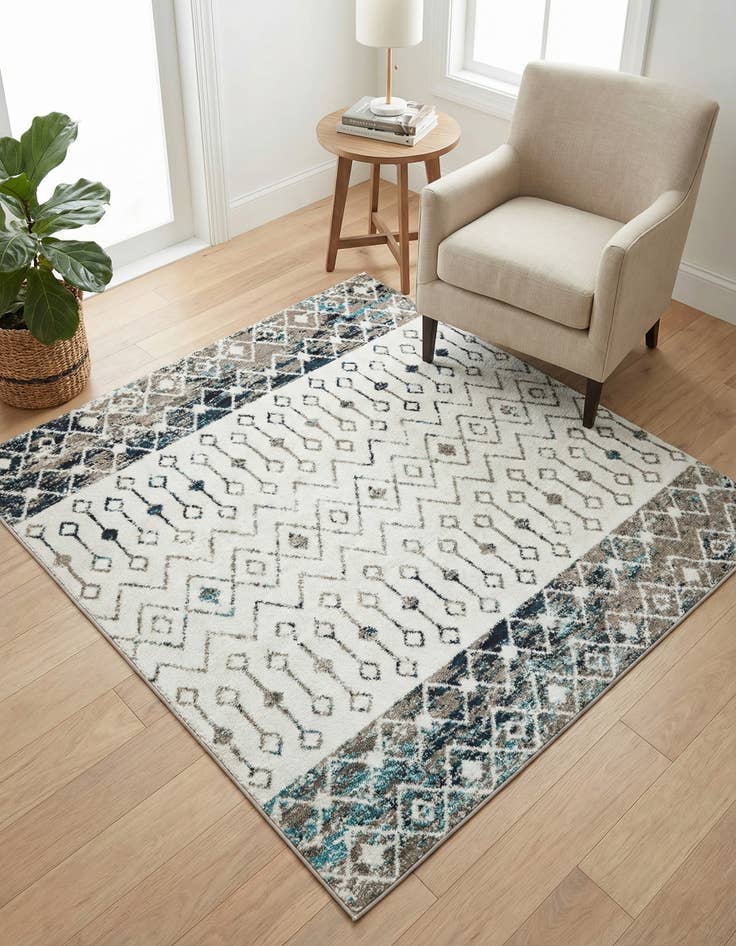 Detail image of 5' 3 x 5' 3 Moroccan Trellis Square Rug