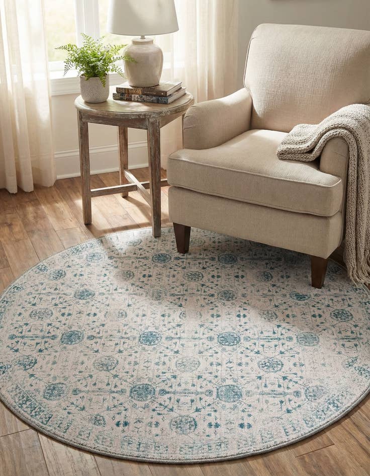 Detail image of 3' 6 x 3' 6 Timeless Round Rug