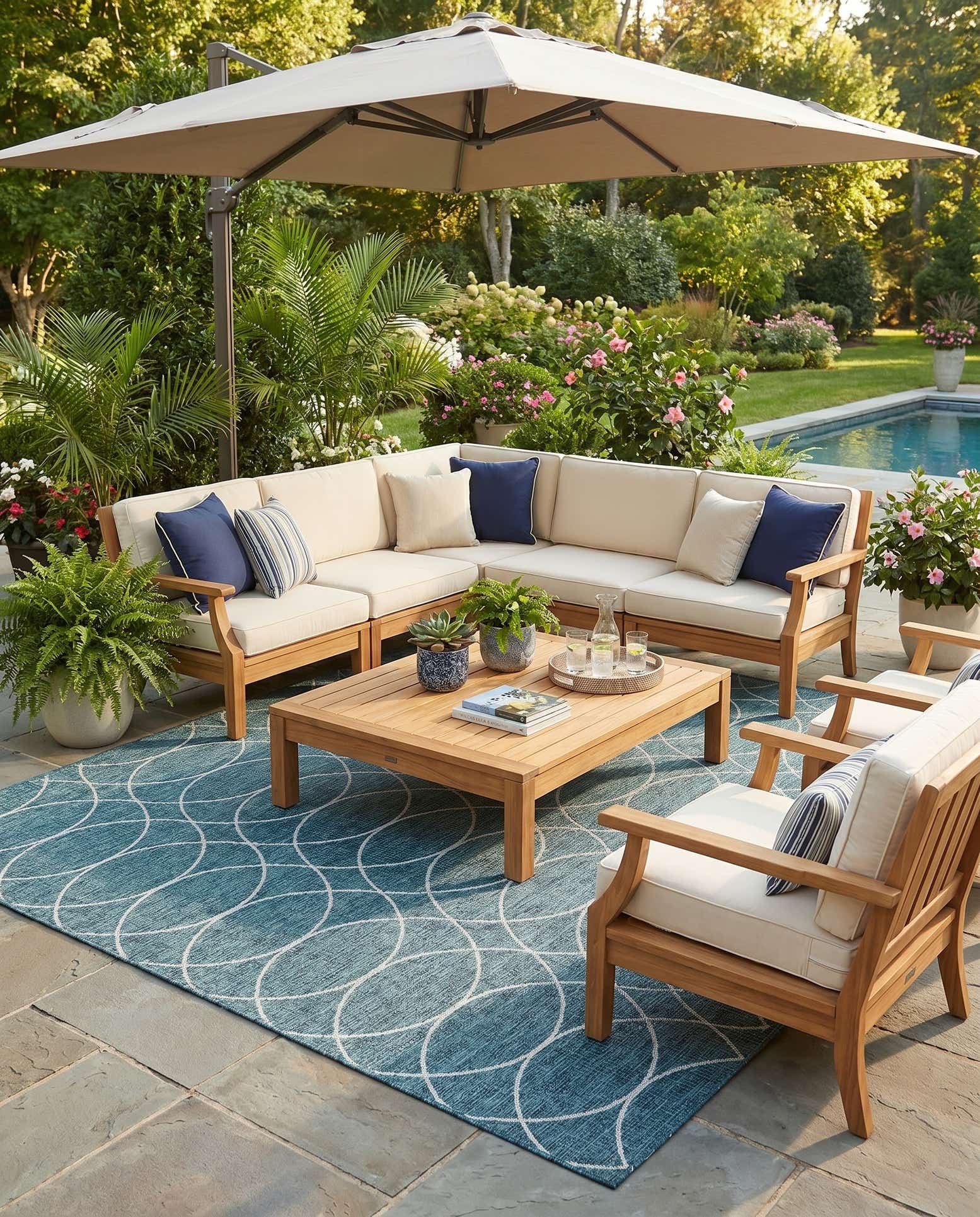 10' x 10' Easy-Clean Trellis Indoor / Outdoor Square Rug