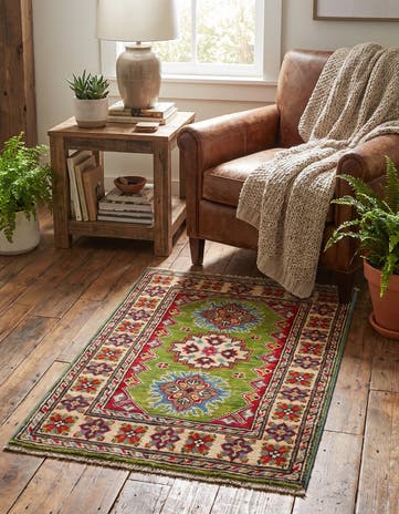 2' x 3' Hand Knotted Kazak Rug