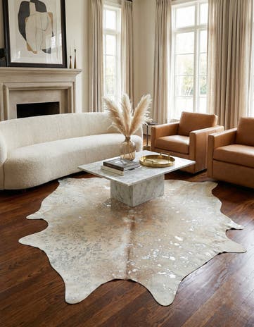 7' 1 x 7' 10 Cowhide Leather Square Rug