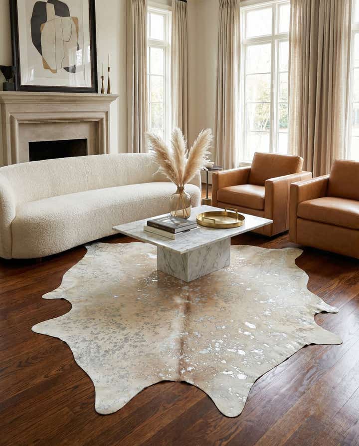7' 1 x 7' 10 Cowhide Leather Square Rug