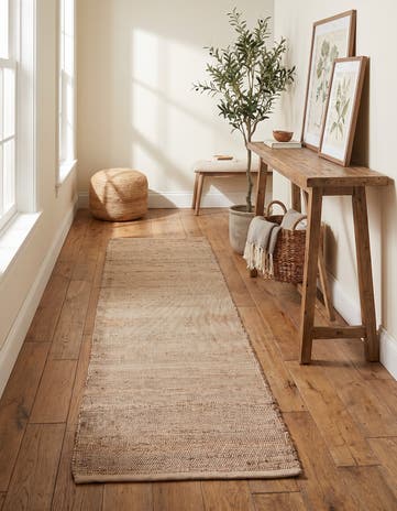 2' 7 x 10' Hand Woven Laurel Handwoven Jute Runner Rug