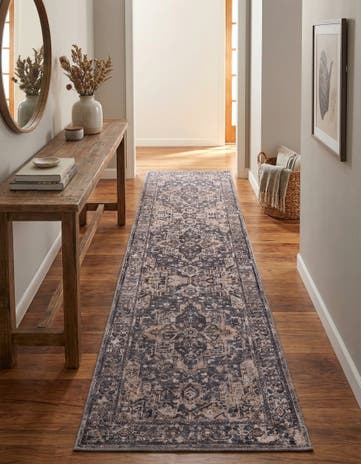 2' 7 x 10' Yara Runner Rug