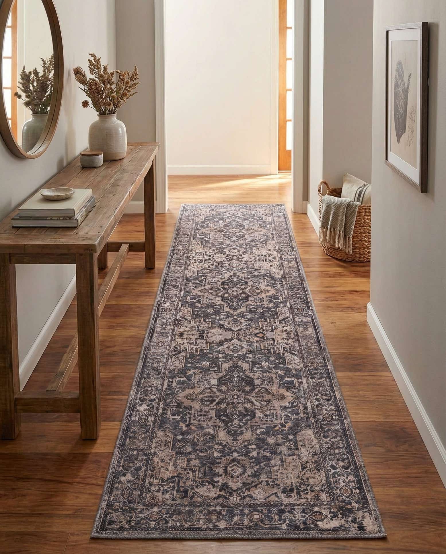 2' 7 x 10' Yara Runner Rug