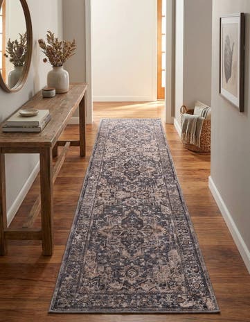 2' 7 x 10' Yara Runner Rug