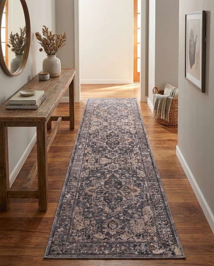 2' 7 x 10' Yara Runner Rug