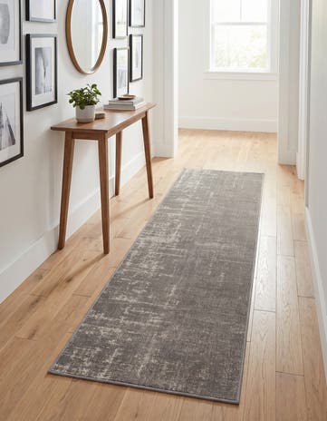 2' x 6' Valencia Runner Rug