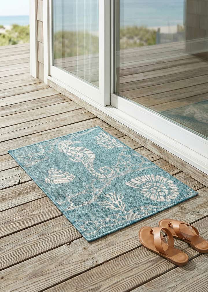 2' x 3' Easy-Clean Coastal Indoor / Outdoor Rug