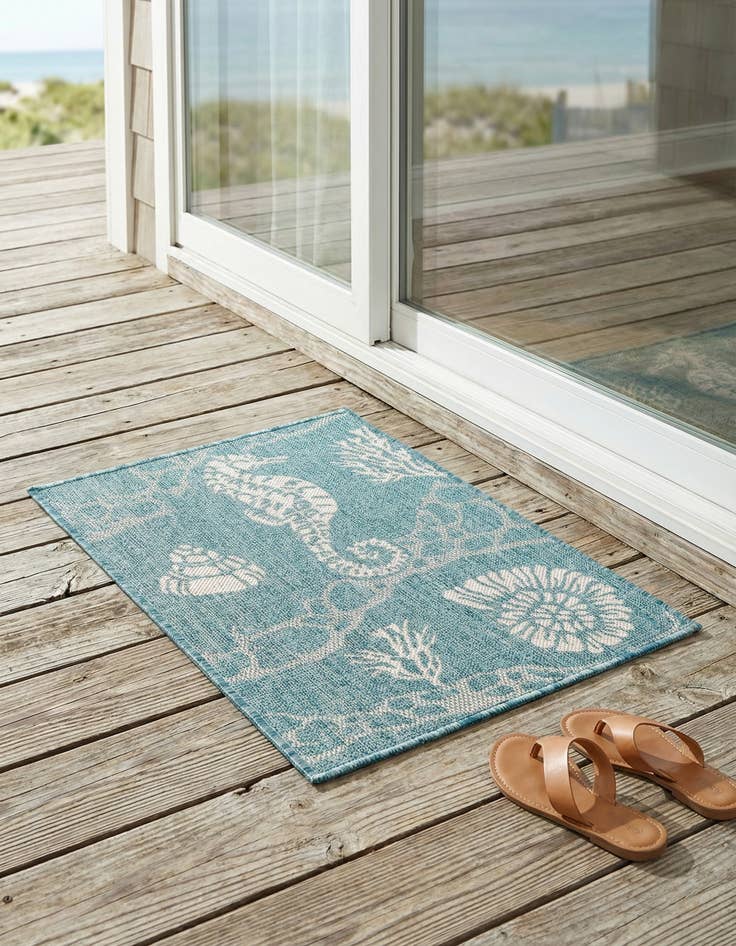 Detail image of 2' x 3' Easy-Clean Coastal Indoor / Outdoor Rug