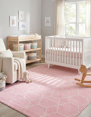 7' 10 x 10' Lattice Frieze Rug