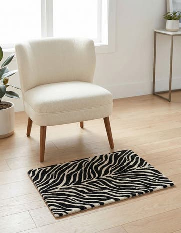 Black and White Hand Tufted Safari Wool Rug