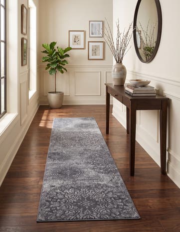2' 7 x 10' Monte Carlo Runner Rug