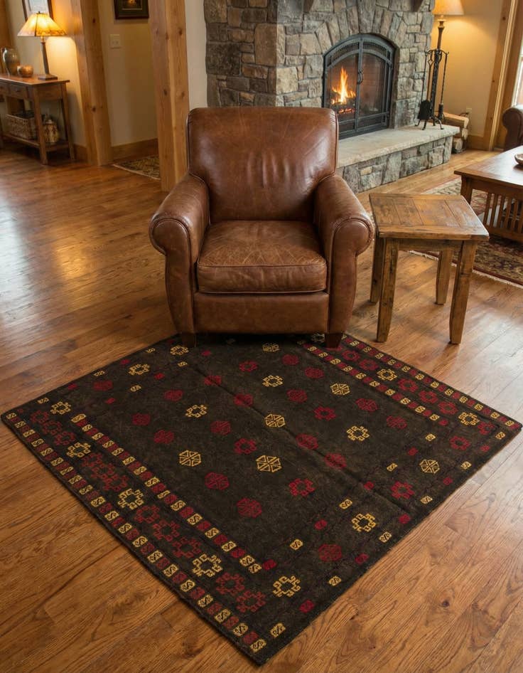 Detail image of 4' x 4' Hand Knotted Sumak Wool Square Rug