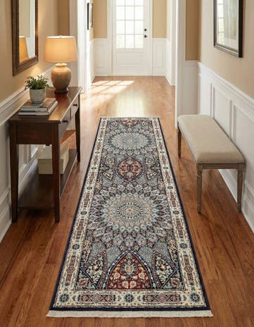 2' 7 x 9' Nain Design Runner Rug