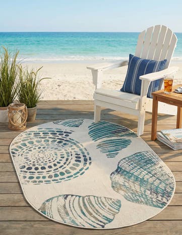 Ivory Easy-Clean Coastal Indoor / Outdoor Oval Rug