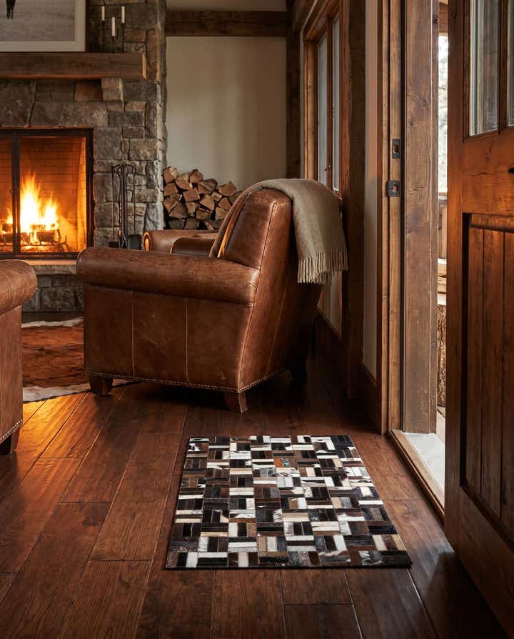 2' x 3' Cowhide Leather Rug