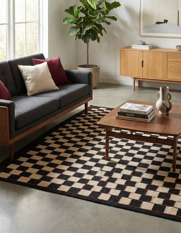 Detail image of 4' 2 x 5' 9 Hand Woven Kilim Modern Wool Rug