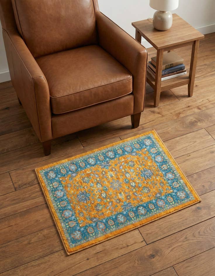 Detail image of 2' 2 x 3' Medina Rug