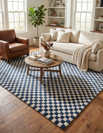 7' 10 x 7' 10 Hand Tufted Wool Square Rug