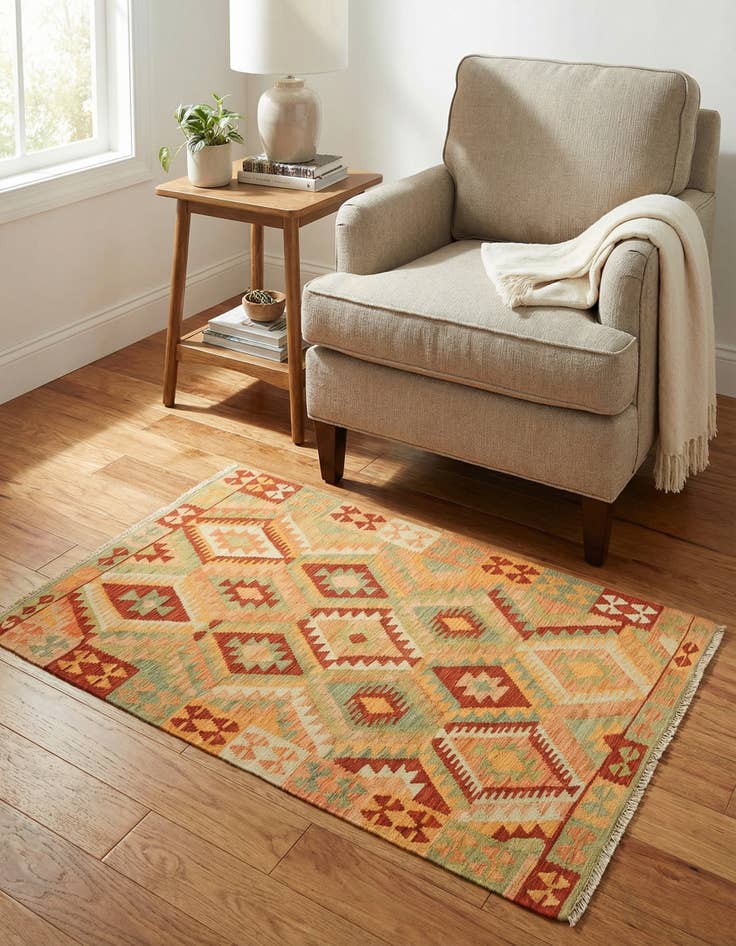 Detail image of 3' 2 x 4' 10 Hand Woven Kilim Waziri Wool Rug