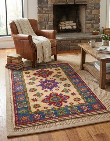 2' 9 x 4' 3 Hand Knotted Kazak Rug