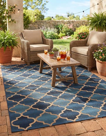 5' 3 x 8' Easy-Clean Trellis Indoor / Outdoor Rug