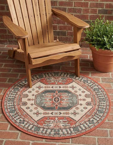 3' x 3' Easy-Clean Traditional Indoor / Outdoor Round Rug
