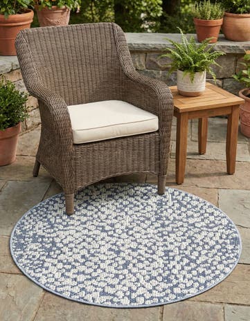 Navy Blue Easy-Clean Safari Indoor / Outdoor Round Rug