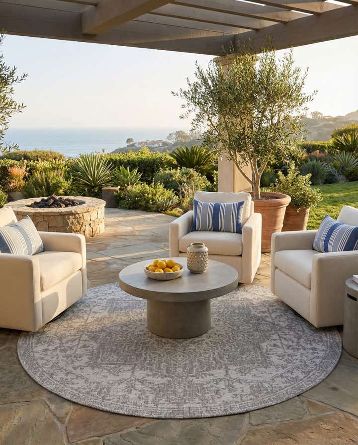 6' 7 x 6' 7 Easy-Clean Jill Zarin Dubai Indoor / Outdoor Round Rug