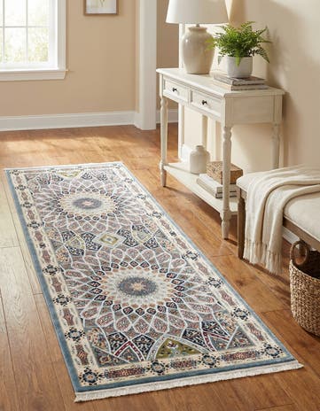 2' 7 x 7' Nain Design Runner Rug
