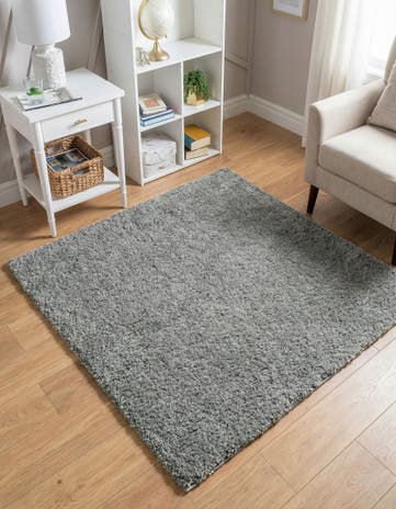 4' x 4' Soft Solid Shag Square Rug
