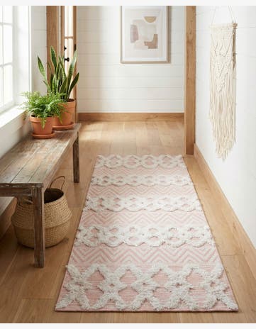 2' 3 x 6' Sabrina Soto Casa Valencia Runner Rug