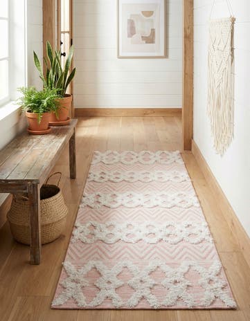 2' 3 x 6' Sabrina Soto Casa Valencia Runner Rug
